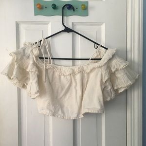 AE Cold shoulder cream crop top